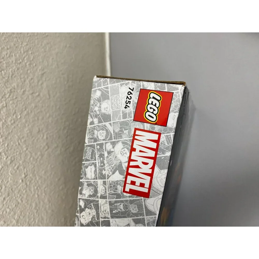 NEW Lego 76254 Marvel  Baby Rocket's Ship 330 pcs